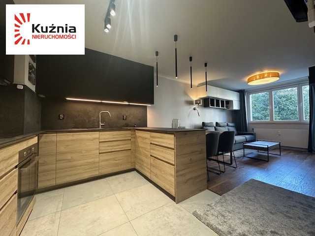 ul.Spiska/Pl.Zawiszy  klimatyzacja, po generalnym rem.