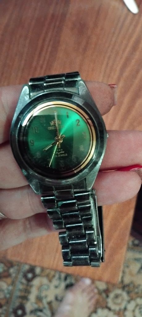 Годинник Рекорд Квартц часи
