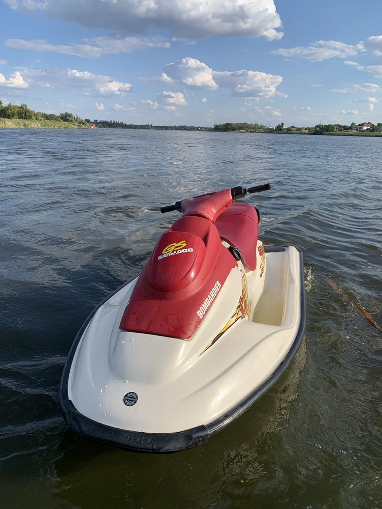Продам гідроцикл bombardier sea doo brp gs