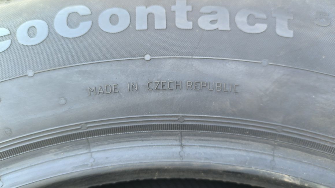 Резина 215.60.R17.Ціна вказана за 1 шт.