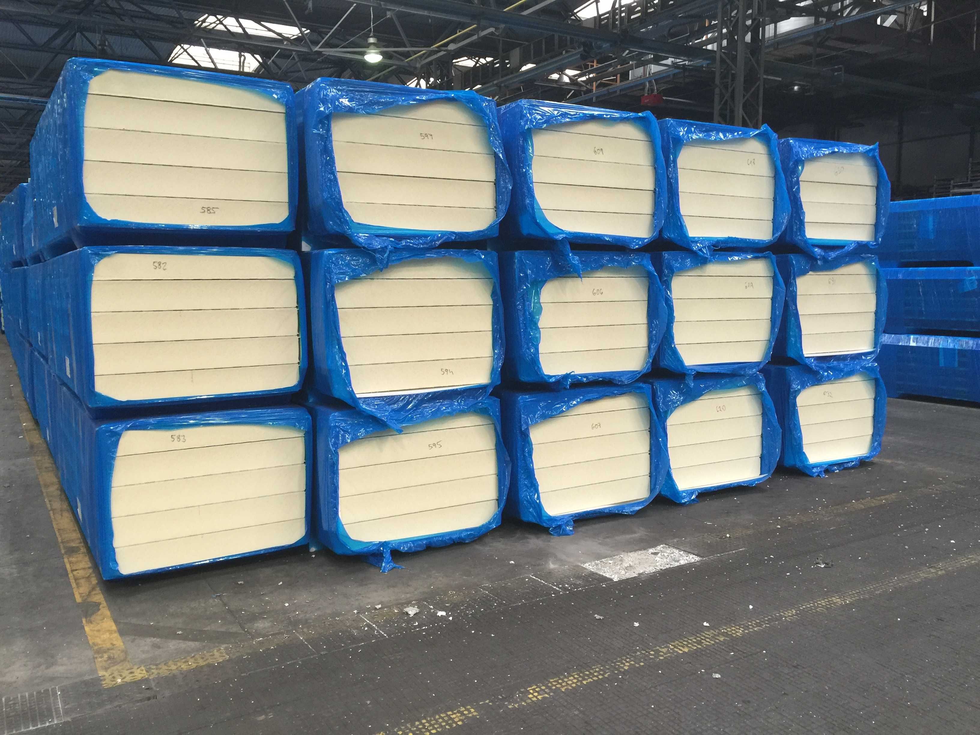 Płyta warstwowa dachowa 100mm I gat. FIBERGLAS NA WYMIAR