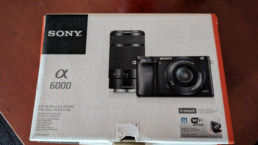 Sony a6000 com duas lentes