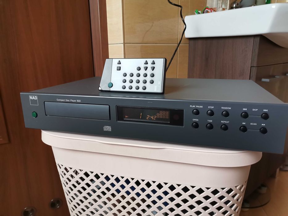 Odtwarzacz NAD CD522