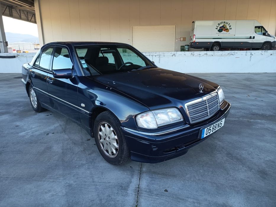Mercedes C220 95cv