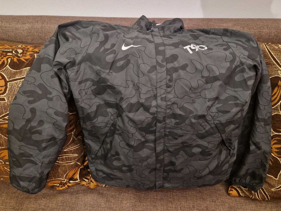 Kurtka dziecięca Nike - Rozmiar L 12-13 lat