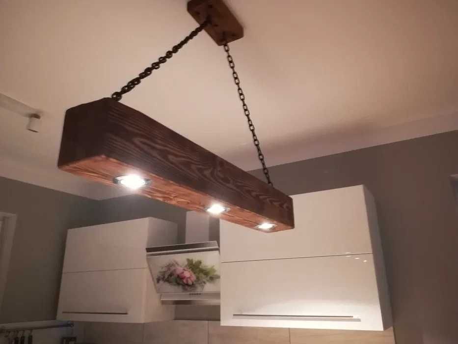 Lampa wisząca belka drewniana kuchnia jadalnia loft rustykalna