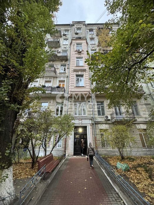 Продаж 2к вул. Тарасівська 8 Паньківщина Центр ст.м. Університет