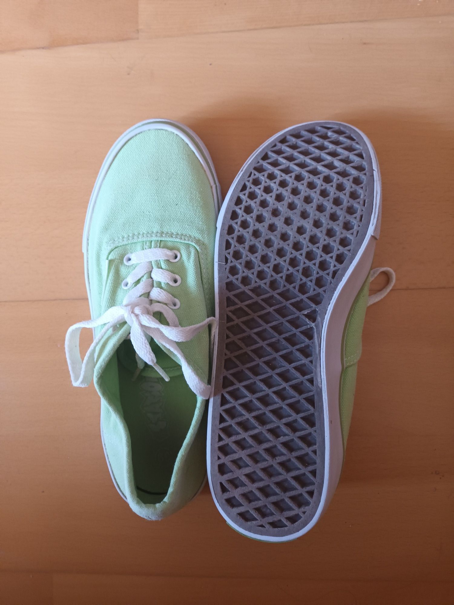 Sapatos station verdes pastel