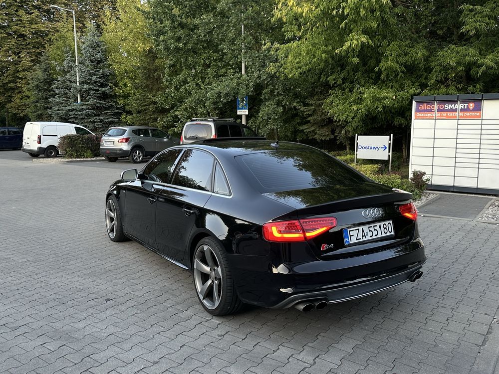 Audi S4 b8.5 333 km