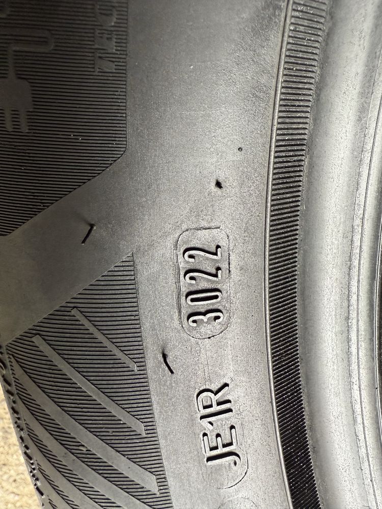 255/50 R21 Goodyear EfficientGrip Performance 2 2шт. 90% 2022