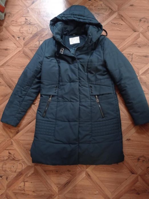 Куртка тепла жіноча, розмір 50-52, демісезон, на теплу зиму