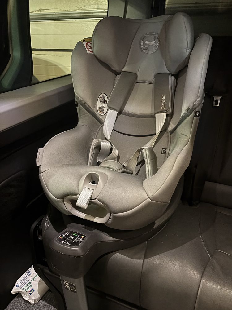 Cybex Sirona S i-Size, fotelik + baza