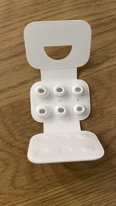 Sprzedam Airpods Pro 2 (USB-C) - oryginalne, uzywane, na gwarancji