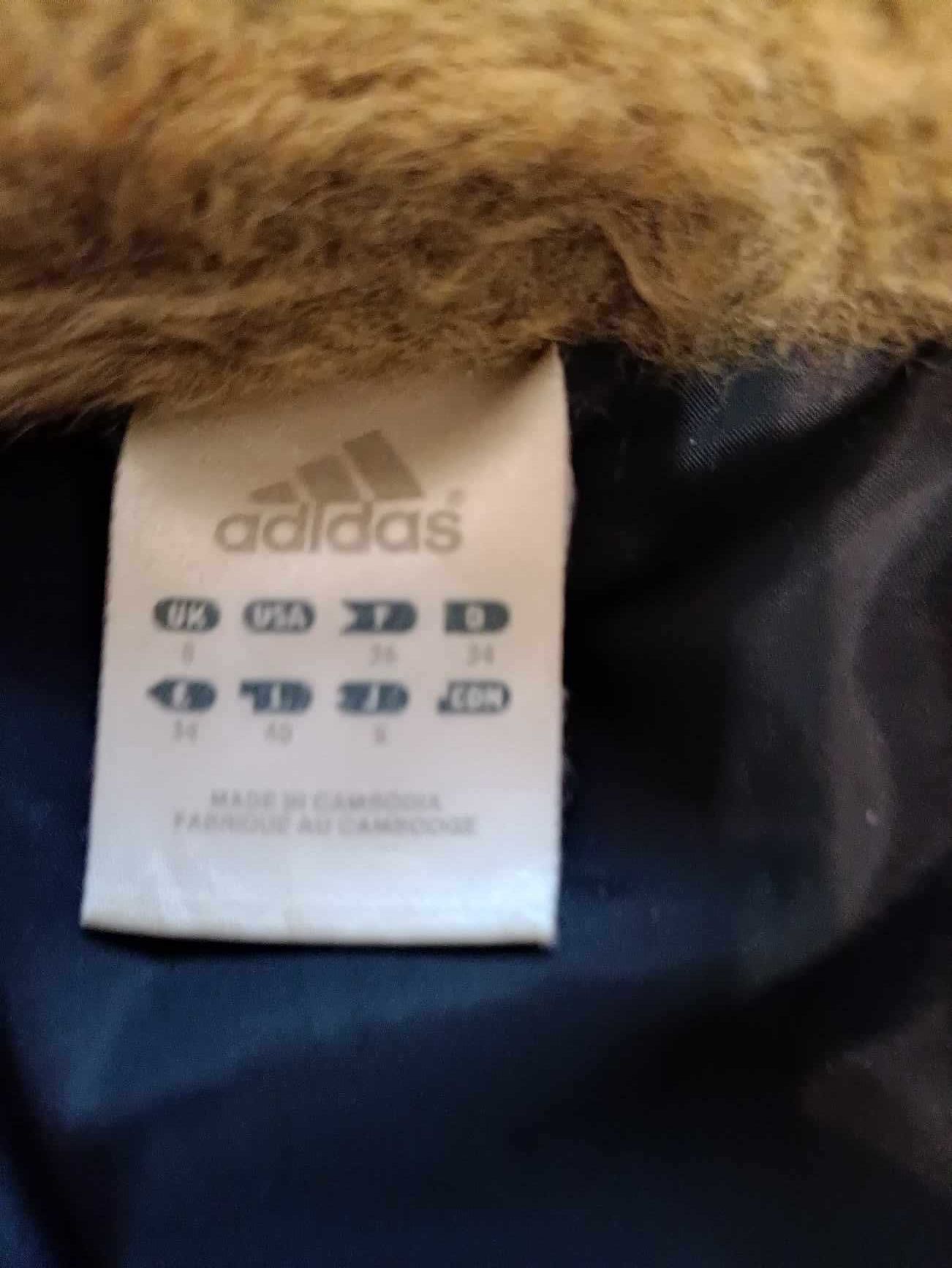 Женская теплая куртка Adidas. Разм.  38..