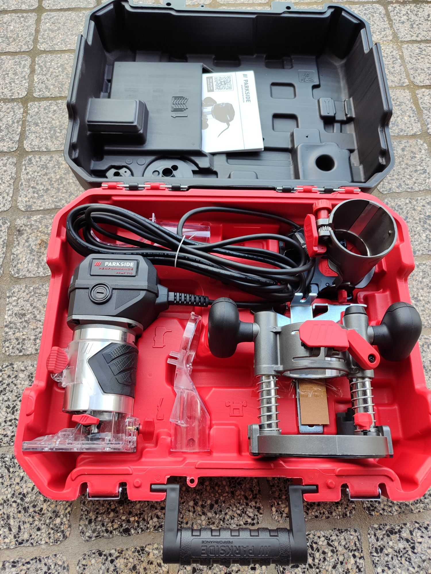 Tupia/ Fresadora Parkside Performance PPMF 710 A1
