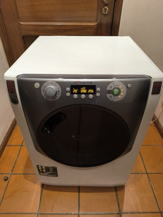 Maquina de lavar Ariston 9kg