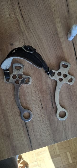 Hackamore czarne
