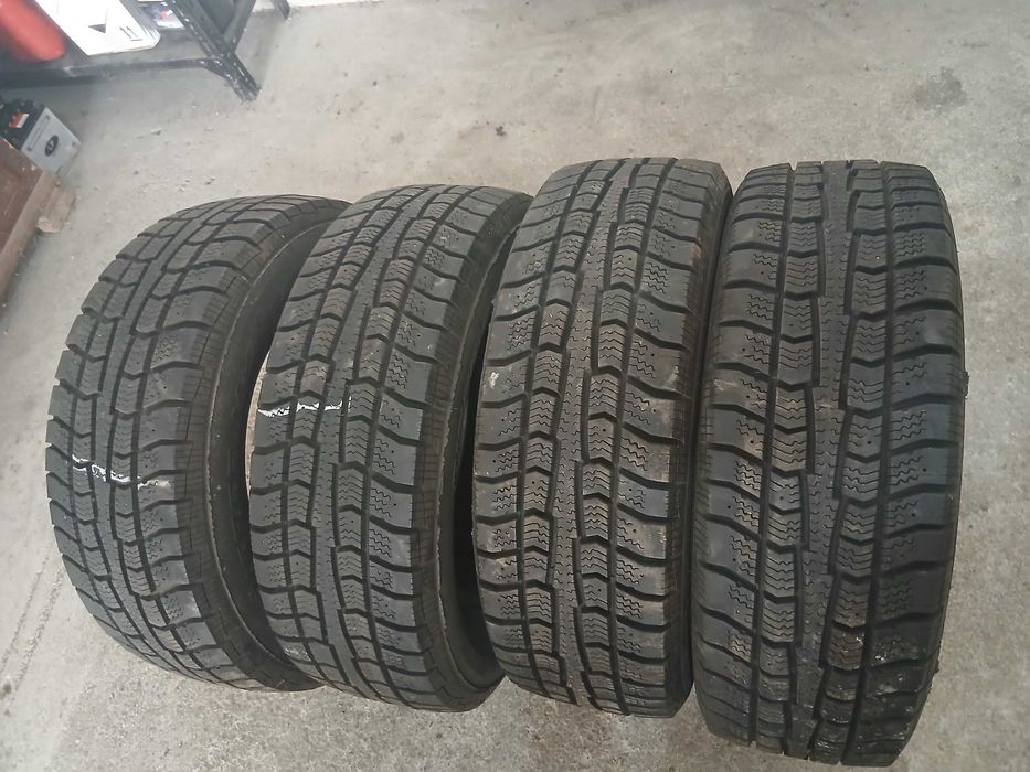 4 Pneus 205/70R15 Cooper seminovos