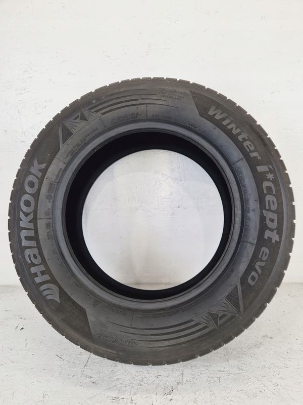 Opony Hankook Winter i*cept evo 235/65r17/108v