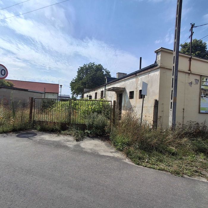 Sprzedam lokal na sklep, warsztat samochodowy, gastronomię, usługi itp