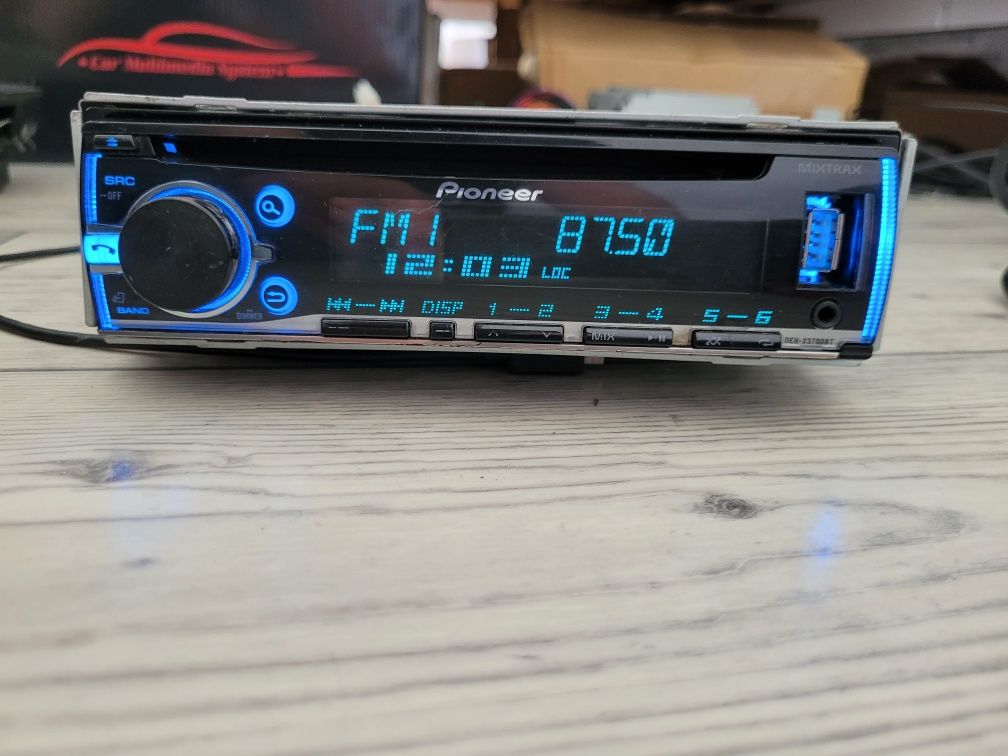 Radio samochodowe Pioneer 4x50W MIXTRAX BLUETOOTH,CD,USB/IPOD/IPHONE,D