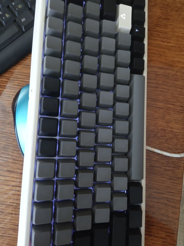 Ігрова клавіатура Drevo Gramp 84-key mechanical keyboard