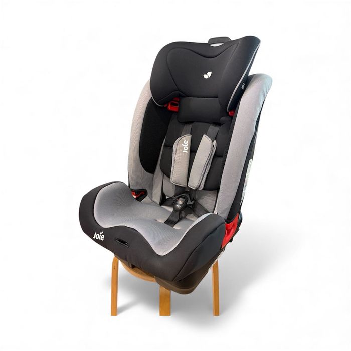 Fotelik samochodowy Joie Bold 9-36 kg od 15 miesięcy do 12 lat