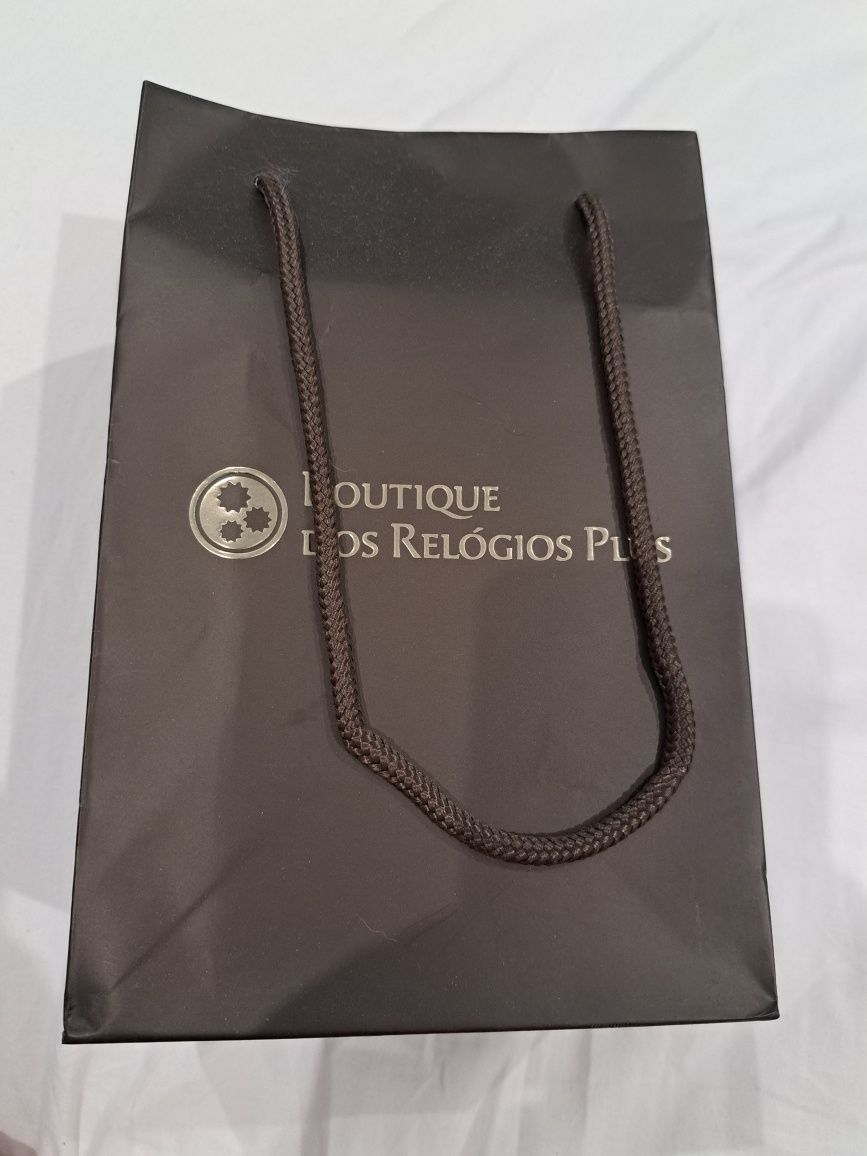 Relogio  Tissot prateado e dourado