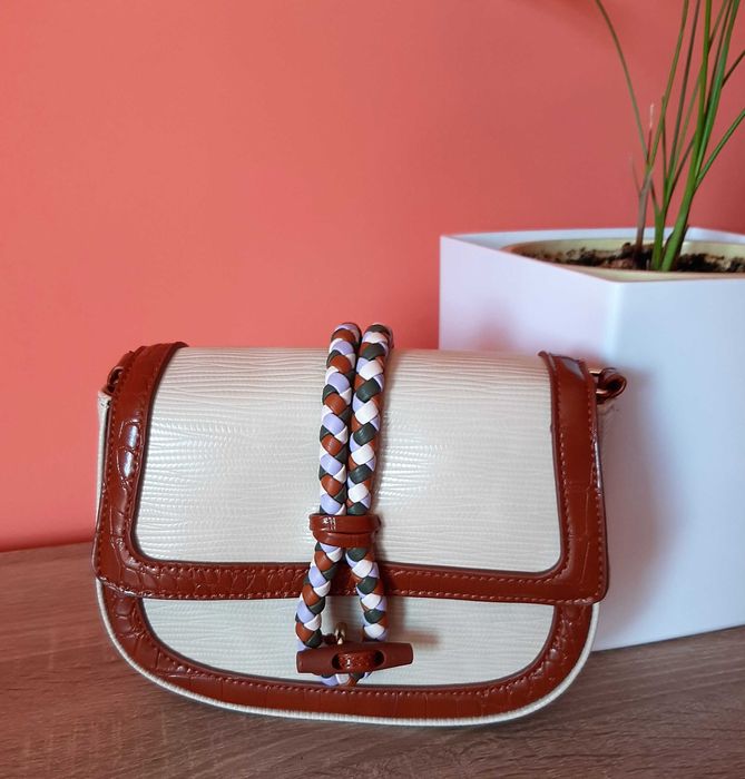 Mała torebka Orsay, nowa z metkami, na lato