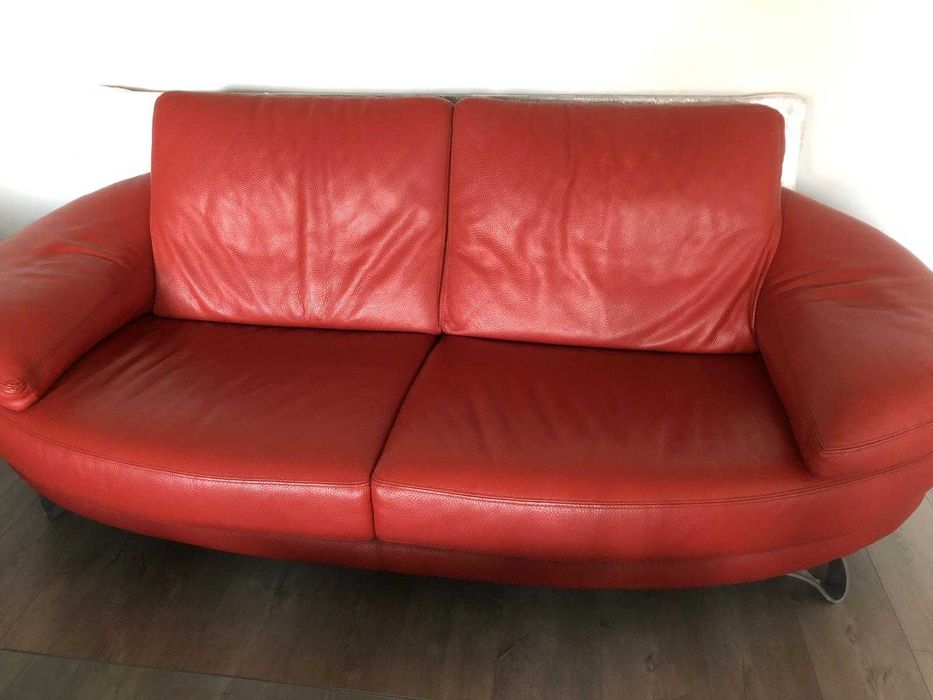 Sofá em Pele Vermelho