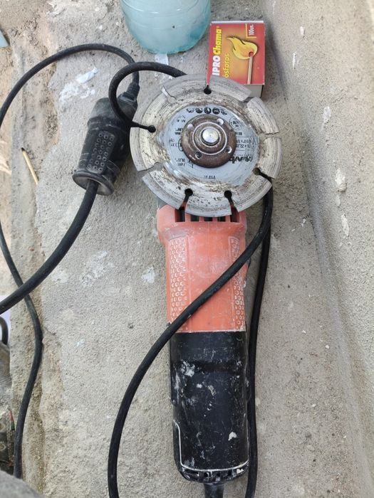 Vendo rebarbadora usada em ótimo estado
