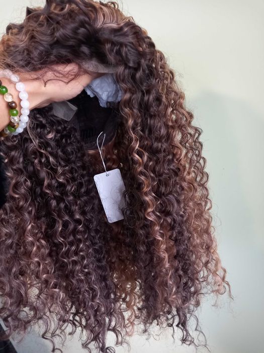 Peruca - encaracolado