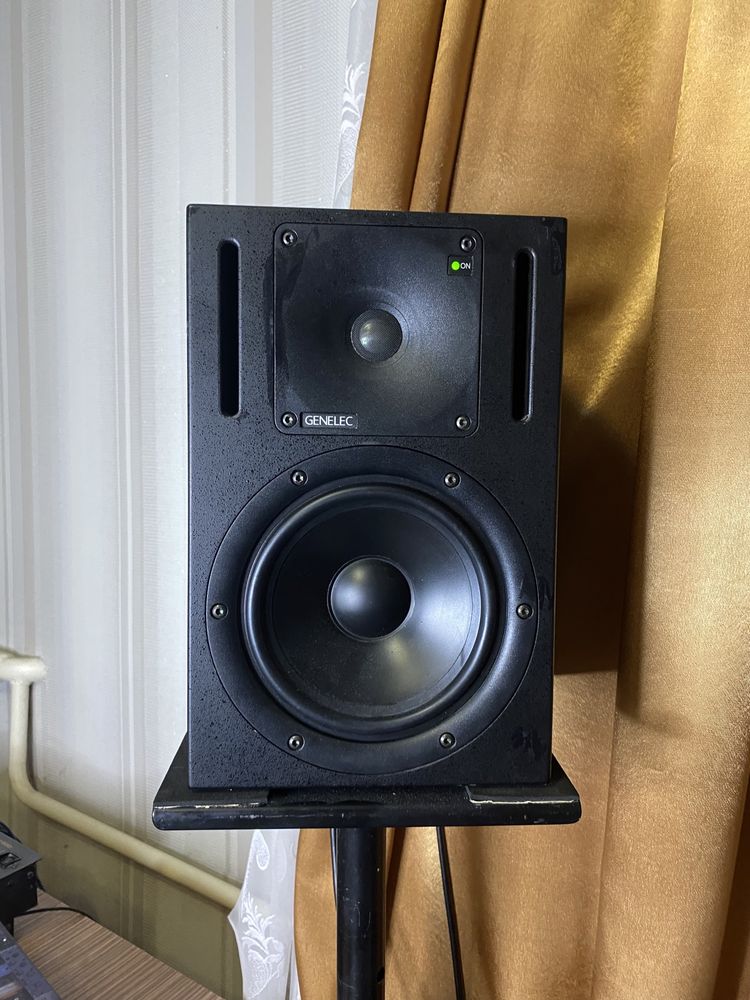 Монітори Genelec 1030A (пара)