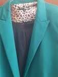Blazer usado uma vez maravilhoso  para completar  o seu look