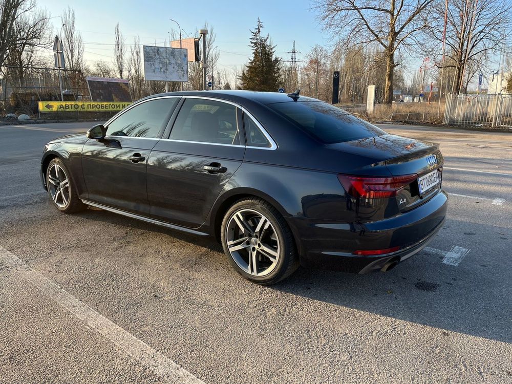 Audi a4 2017 quattro