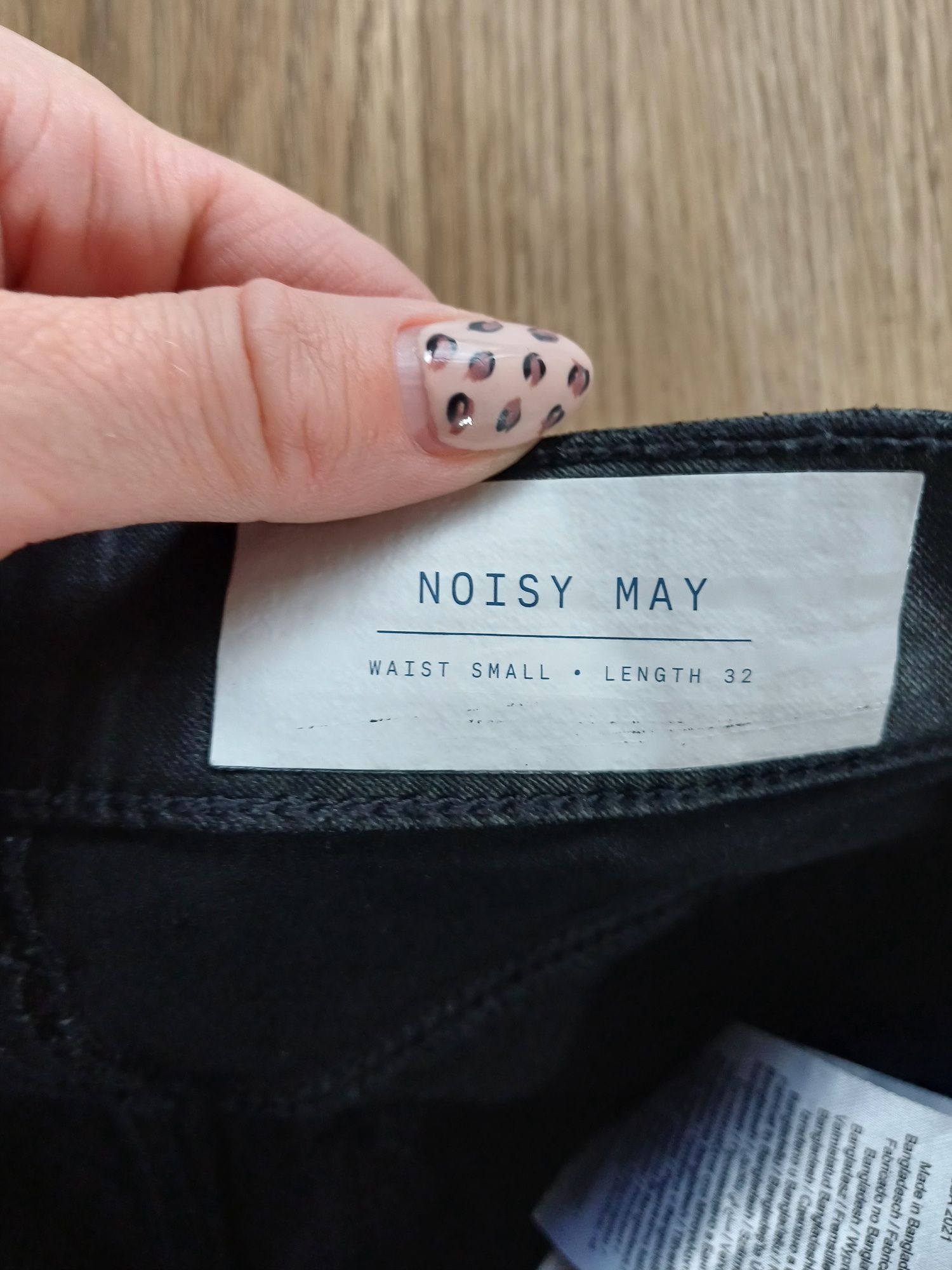 Spodnie skórzane Xs czarne Noisy May