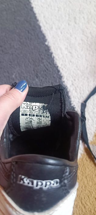 Sprzedam buty korki dziecięce