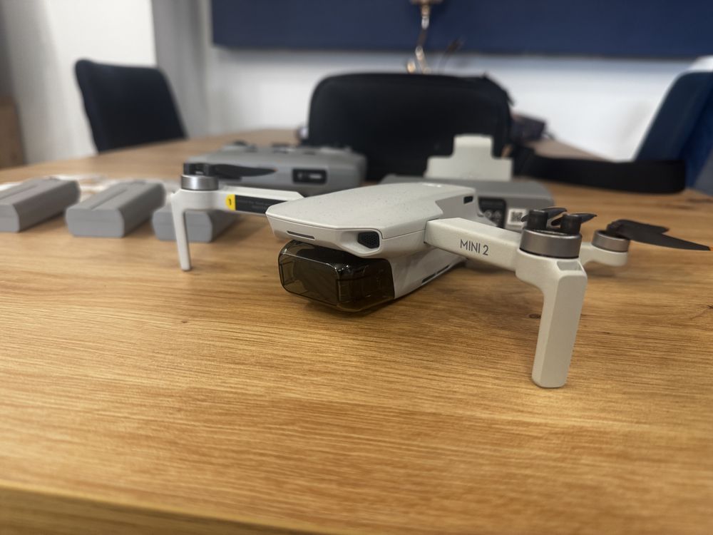 Dron dji mini 2 fly more combo 3 baterie torba hub 15/16/18 cykli