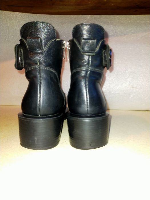 Buty zimowe trzewiki kozaki trapery skórzane GG  39