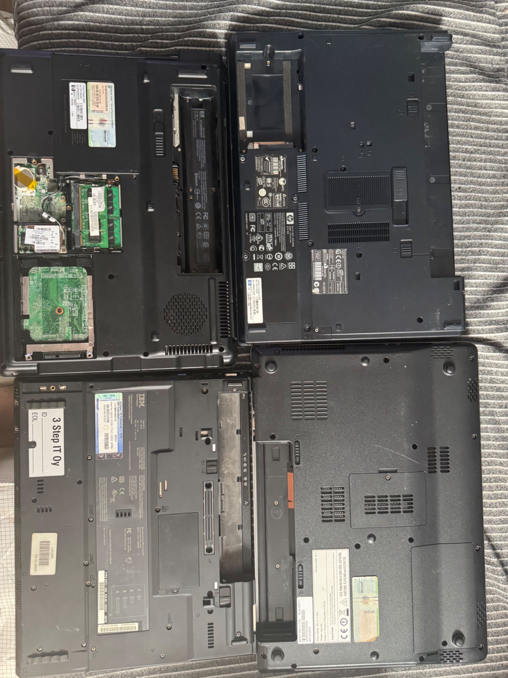 Stare laptopy plus zasilacze