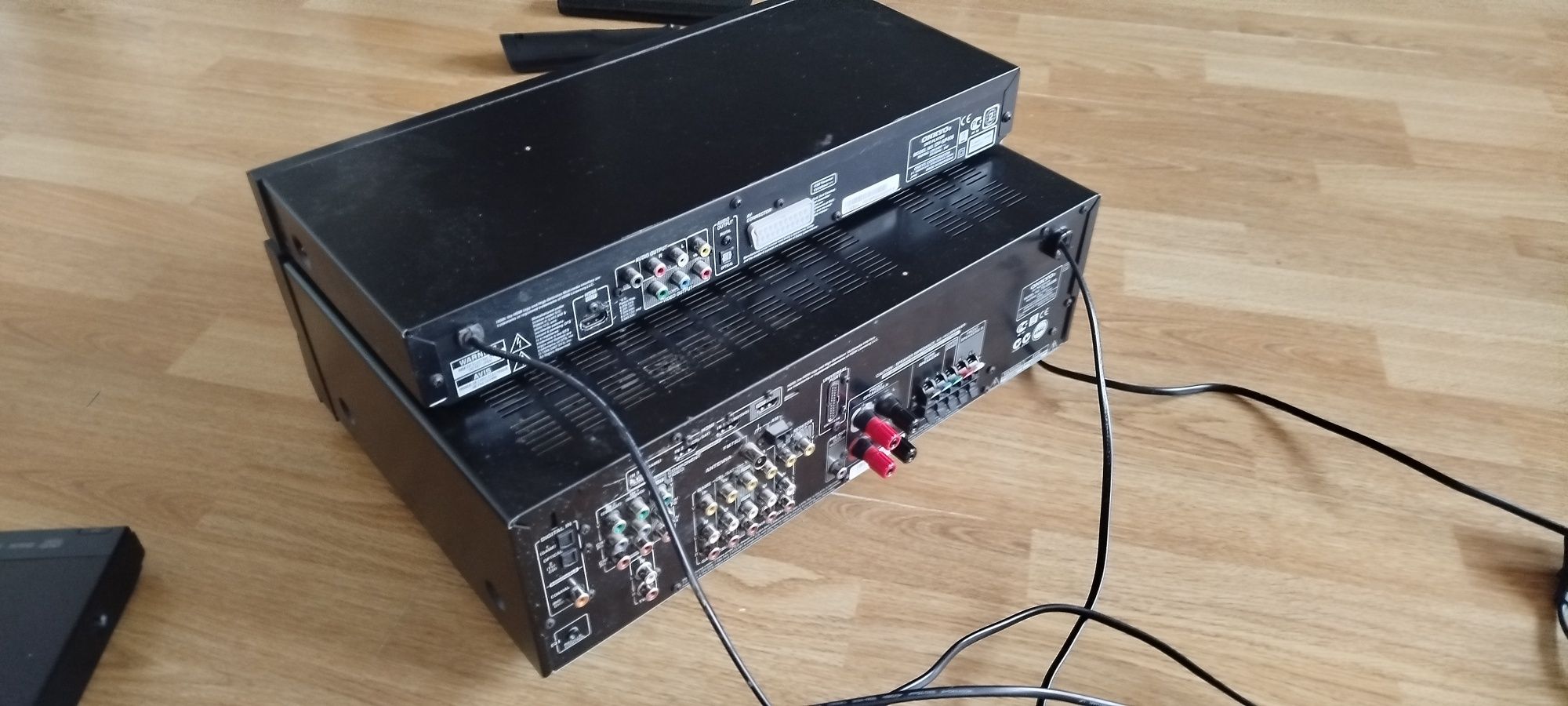 Odtwarzacz DVD ONKYO DV-SP406 Amplituner ONKYO TX-SR307 czarny