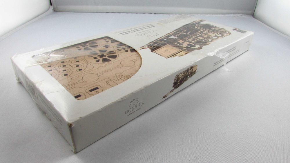 UGEARS - Puzzle 3D Drewniane Lokomotywa UG 460 model do składania