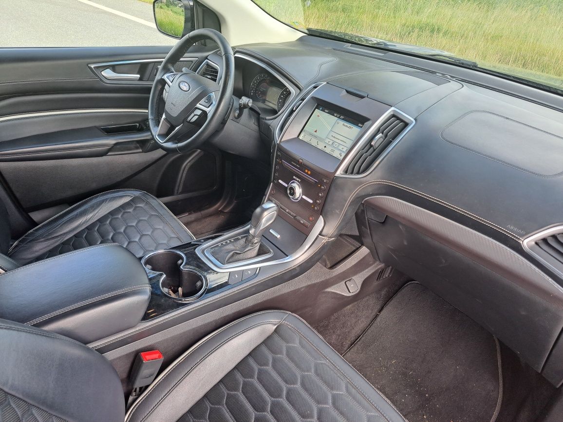 Ford Edge Vignale 2.0 TDCi Twin-Turbo 4AWD

Zarejestrowany i ubezpiecz