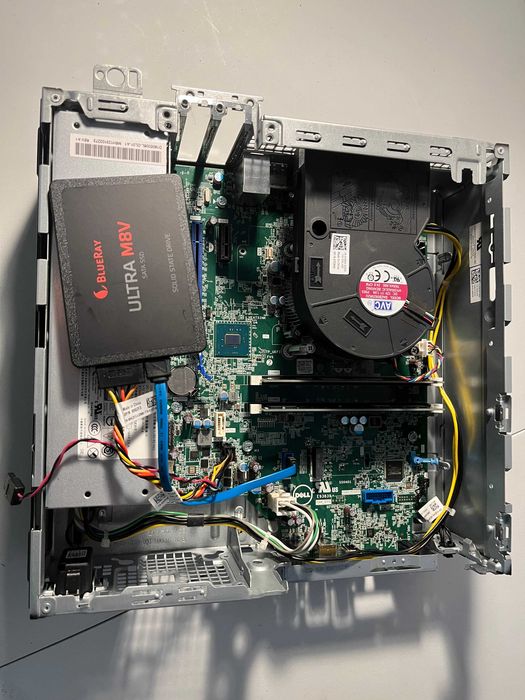 PC Dell 3050, core i5-7500, 16GB ram, SSD 240GB