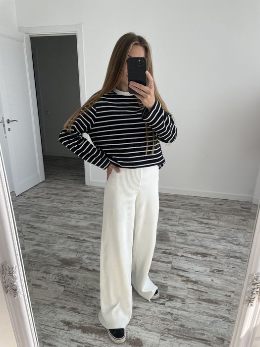 Трендова кофта лонгслів в полоску  від mango