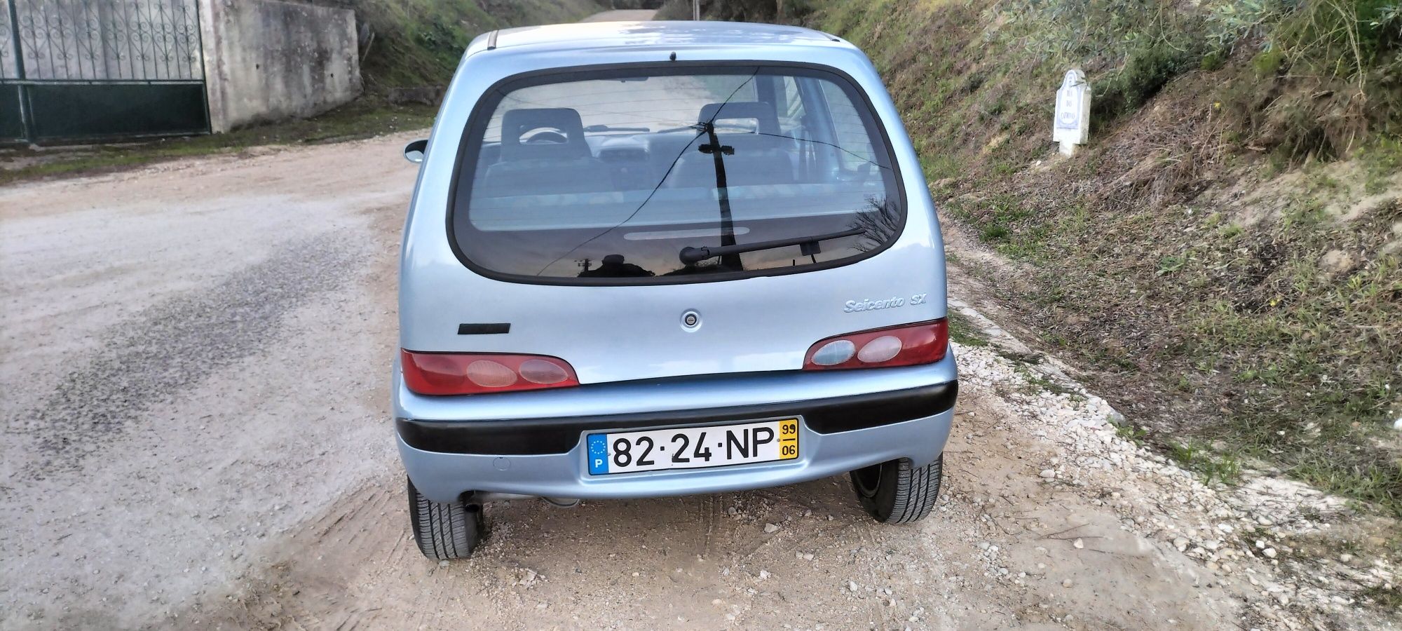 Fiat seicento          .