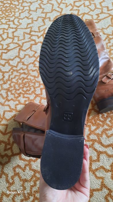 Нові жіночі весняні чоботи