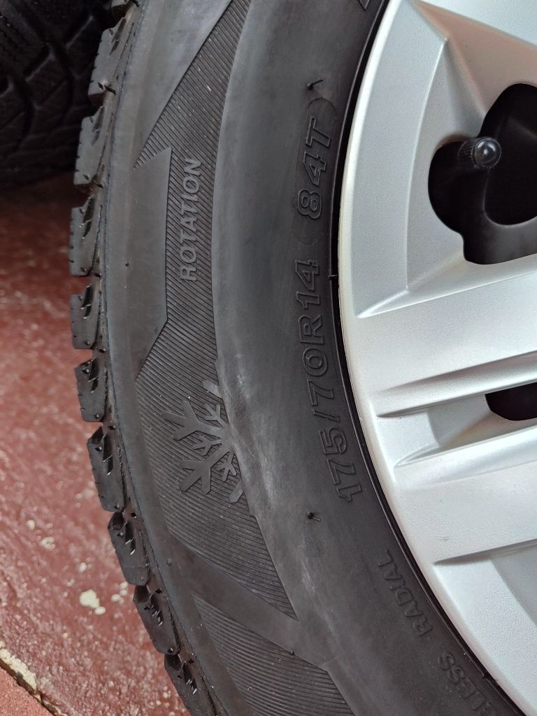 Koła zimowe 14, 175/70 R14, volkswagen polo V, 5x100, jak nowe 7,5mm