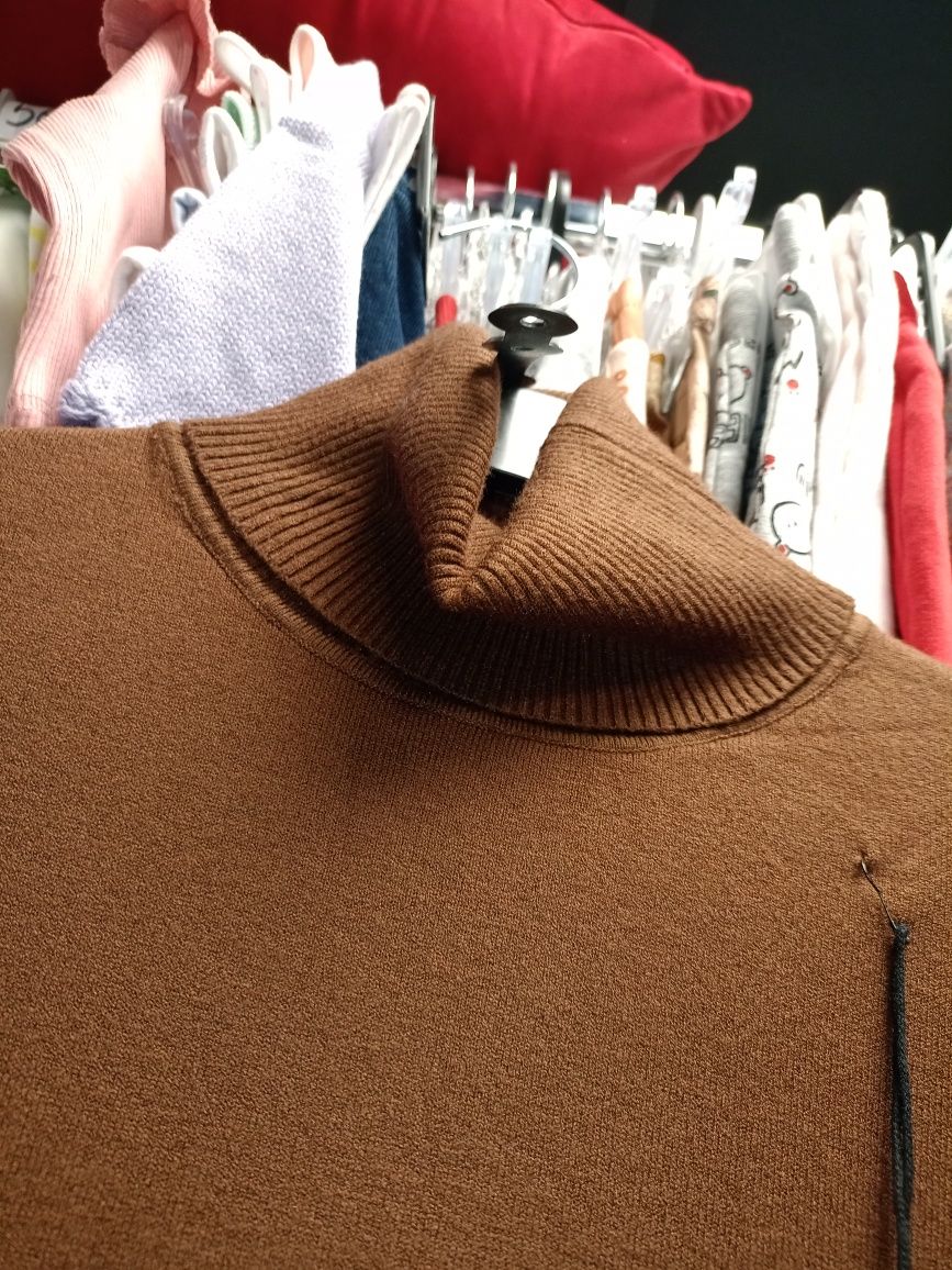 Brązowy sweter wiskoza Zstudio