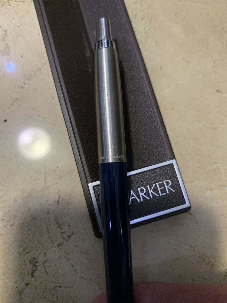 Ручка шариковая Parker